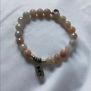 Tjazelle continue bracelet